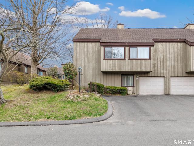 638 A Onondaga Ln, Stratford, CT 06614 | MLS #24168