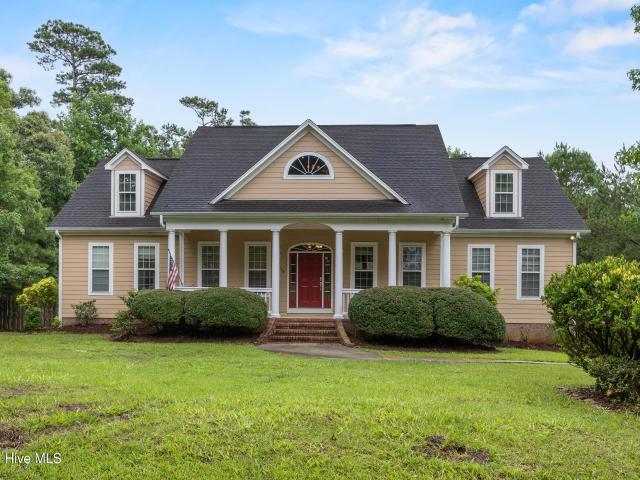 638 Ravenswood Road