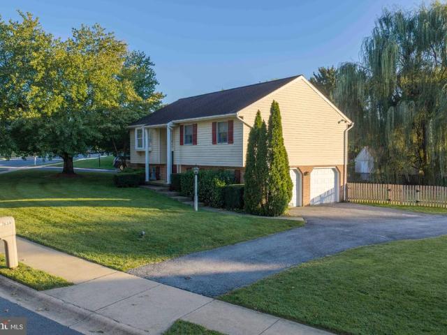 638 Regent Drive