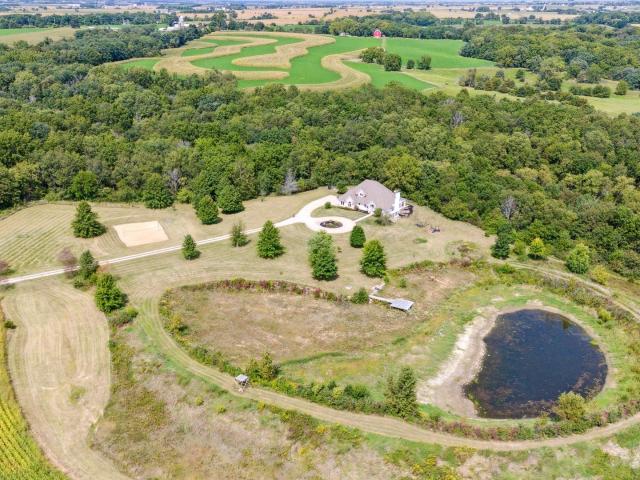 638 W Cedarville Road, Freeport, US, IL