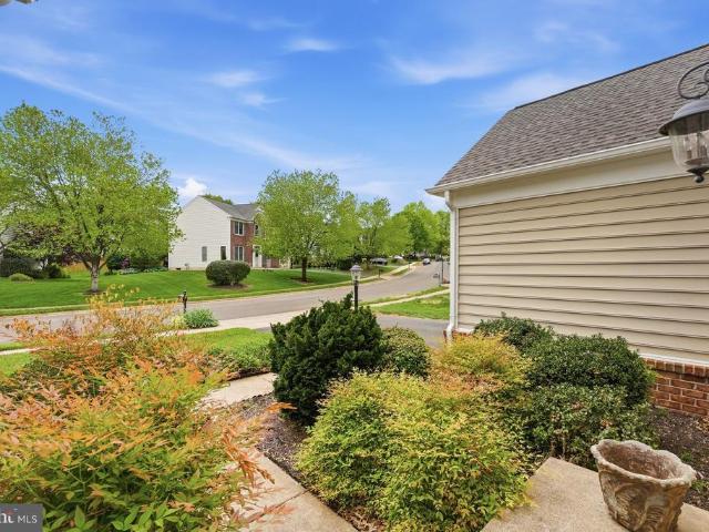 6394 cedar brook ln