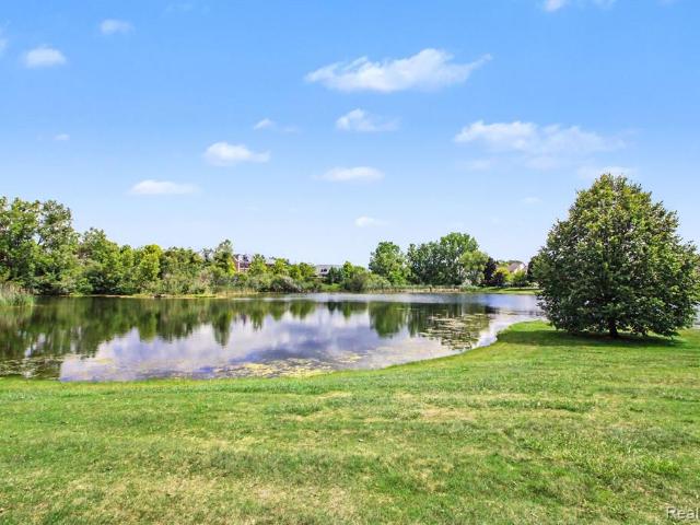 6396 Heron Park Way