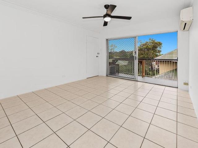 6/398 Enoggera Road, Alderley