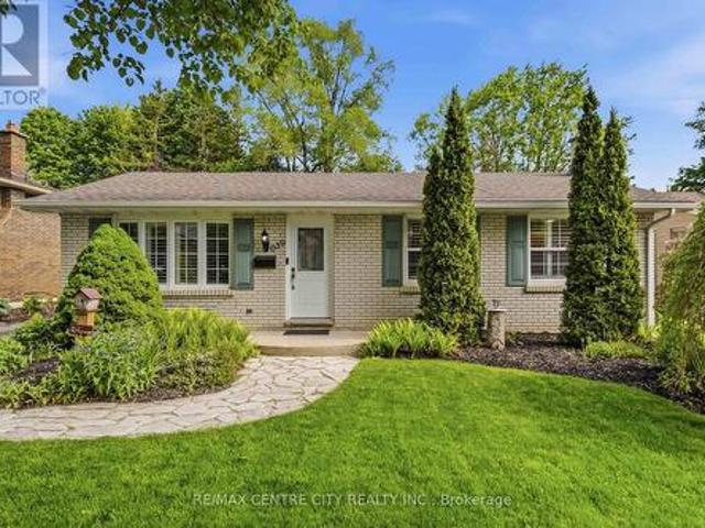 639 Dunboyne Crescent, London North H, ON, N5X 1X9 house for sale | Listing ID X13875 | Royal LePage