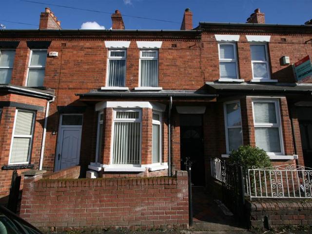 67 Ulsterville Gardens, Lisburn Road, Belfast Property for rent at GOC estate agents Northern Ireland