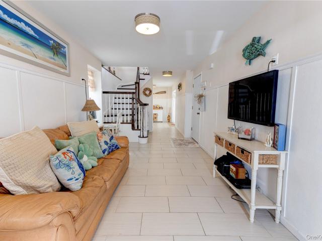 67 Vermont St, Long Beach, NY 11561 | MLS #1022