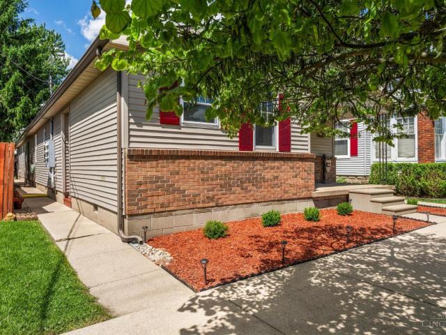 67 W Washington Street