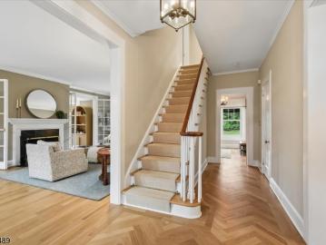 67 West Rd