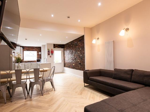67 Woodcroft Road, Liverpool L15, 8 bed property to rent, £637 pppm | PrimeLocation
