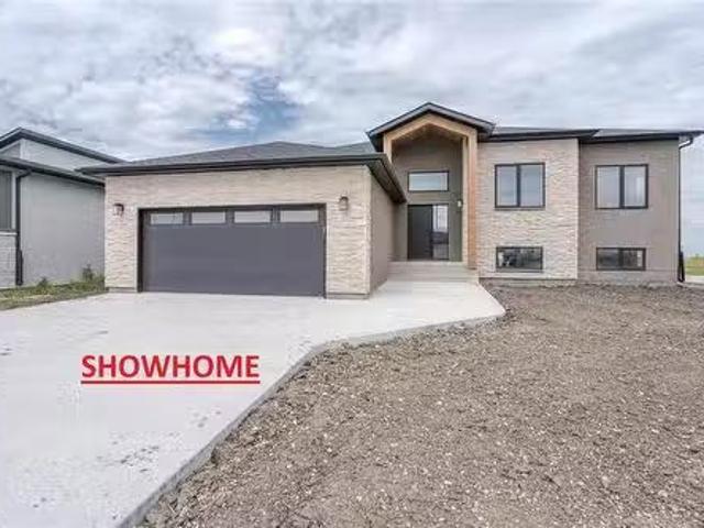67 Woodland Drive, Steinbach, MB, R5G 2Z1 house for sale Li.