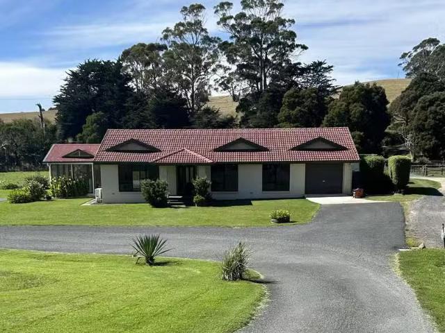 67 Castra Road, ULVERSTONE, TAS 7315 House for Rent