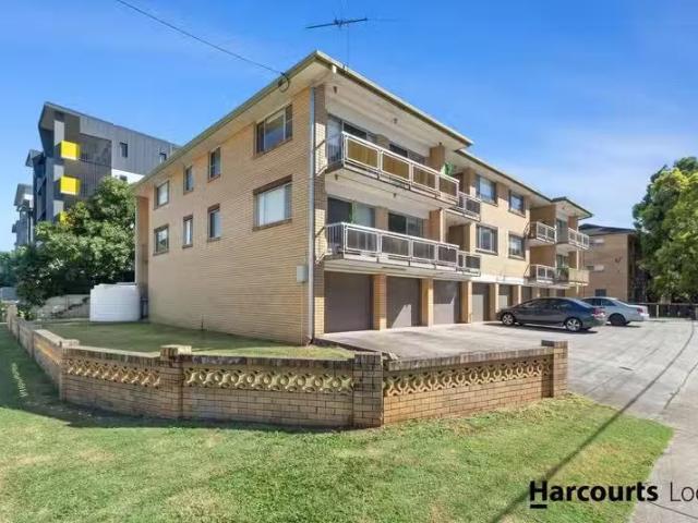 6/7 Eton Street, NUNDAH, QLD 4012 Unit for Rent