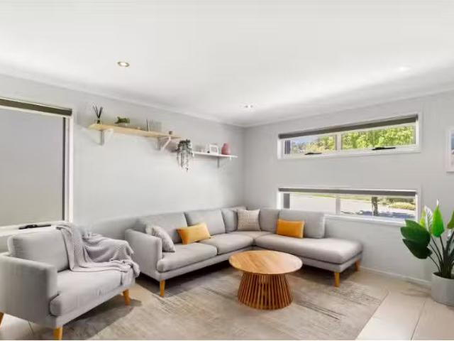 67 Francis Forde Boulevarde, Forde House for rent Listed by L.