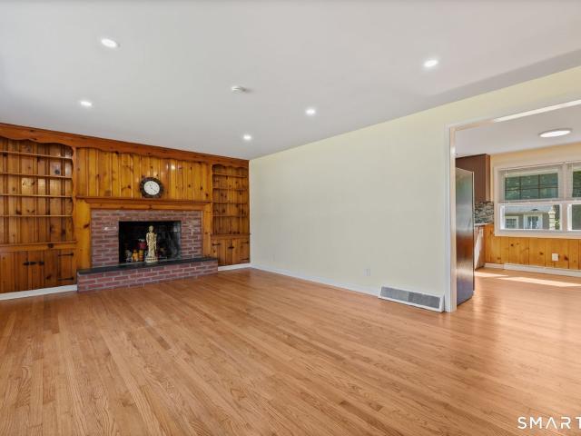 67 Hicock Drive, Southbury, US, CT