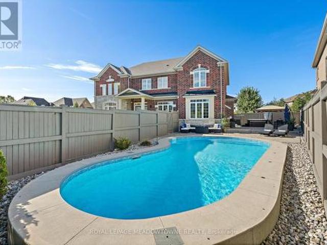 67 Hidden Lake Trail, Halton Hills, ON, L7G 0K6 house for sale | Listing ID W13779 | Royal LePage