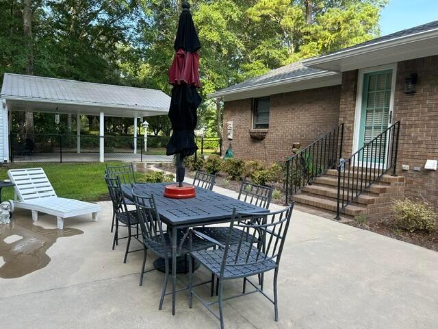 67 Hunt Club Road