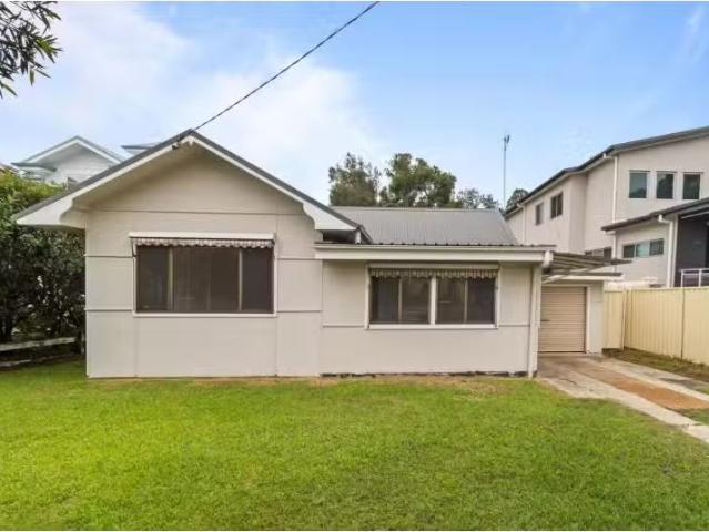 67 Lakedge Avenue, Berkeley Vale House for rent Listed by Lyn.