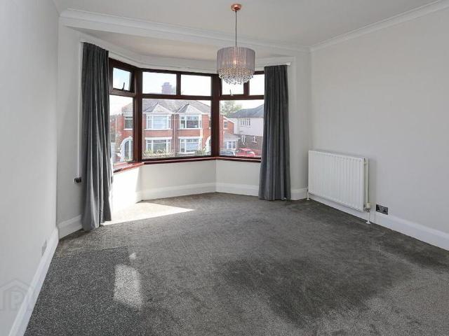 67 Locksley Park, Belfast, BT10 0AS