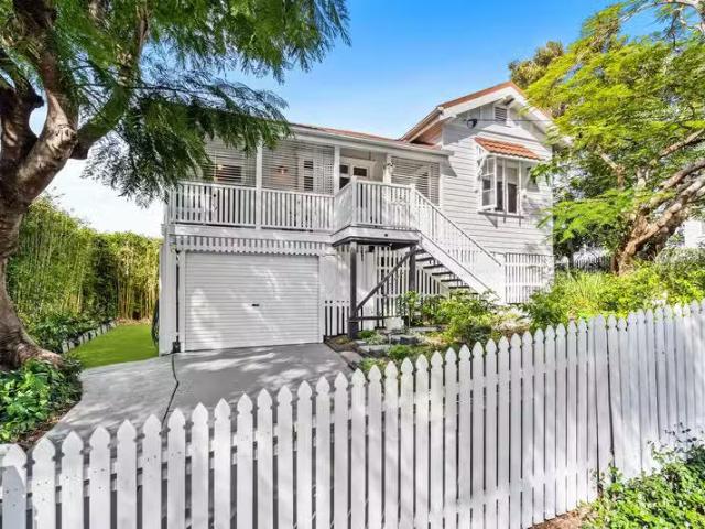 67 Sackville Street, GREENSLOPES, QLD 4120 House for Rent