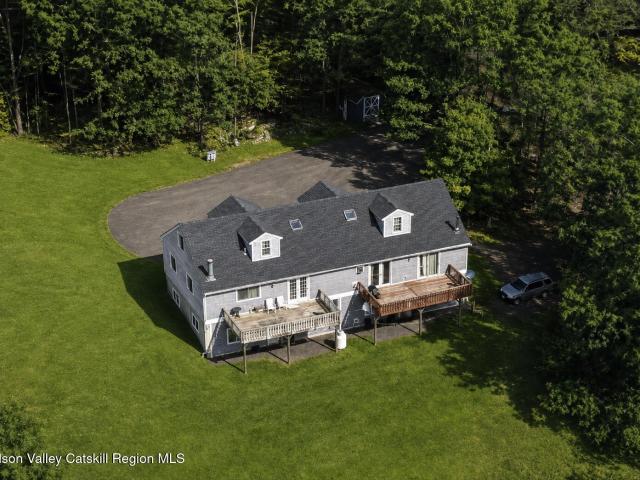 67 Summit Road