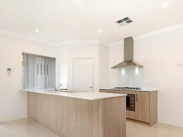 67 Sunstone BoulevardTreeby WA 6164, Australia