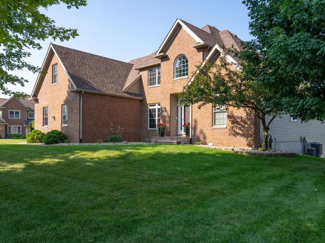 6404 Forest Road