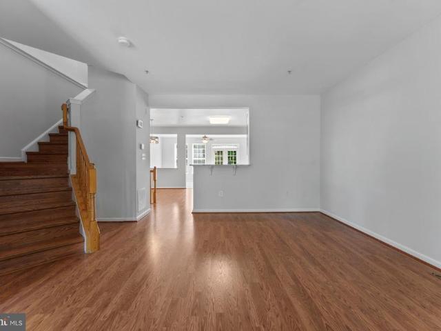 6407 Landing Way