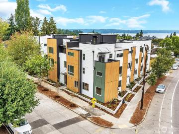 6408 Fauntleroy Way SW