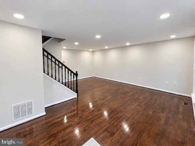 6402 Selby Court