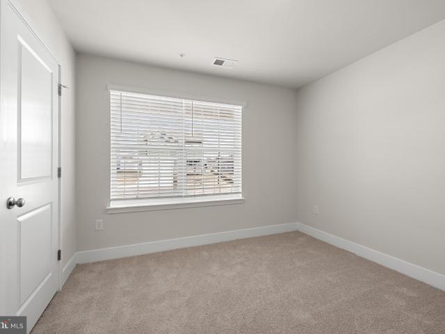 640 Armstrong Ave, Hagerstown, MD 21740 | MLS #MDWA2036