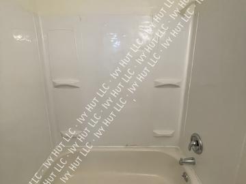 640 Date Ave, 1 bed, 1 full bath
