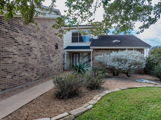 640 S College St, La Grange, TX 78945 | MLS #74141