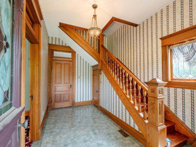 640 s main st