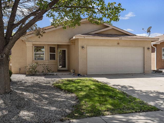 640 Santa Fe Meadows Drive NE