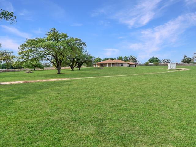 640 W Ave F, Milano, TX 76556 | MLS #3904