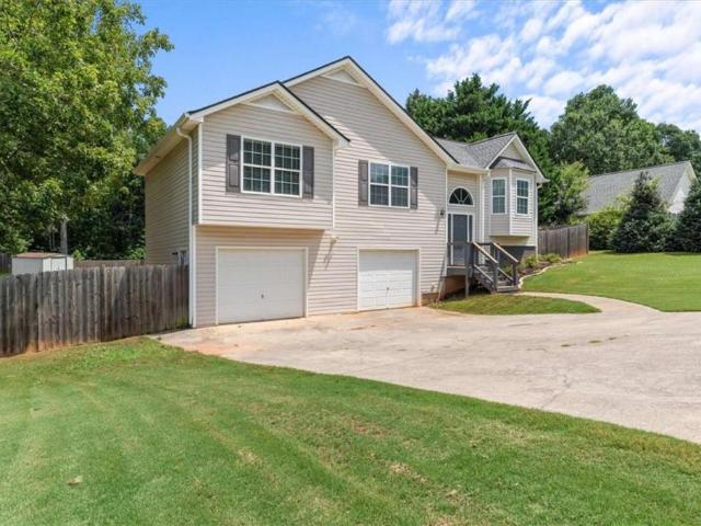 640 Twin Oaks Lane