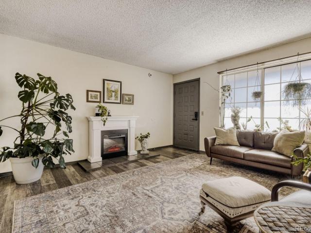 6414 Village Ln, Colorado Springs, CO 80918 | MLS #8494