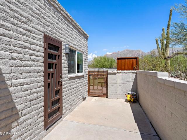 6415 n camino padre isidoro