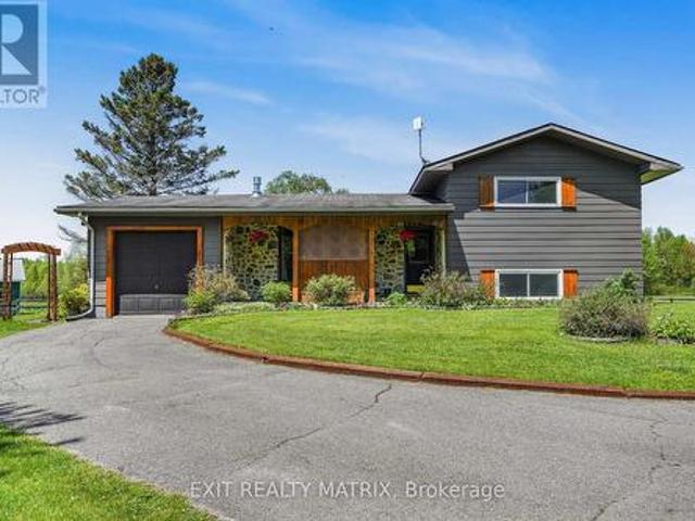 6416 Saumure Road, Ottawa, ON, K0A 2M0 house for sale | Listing ID X13210 | Royal LePage