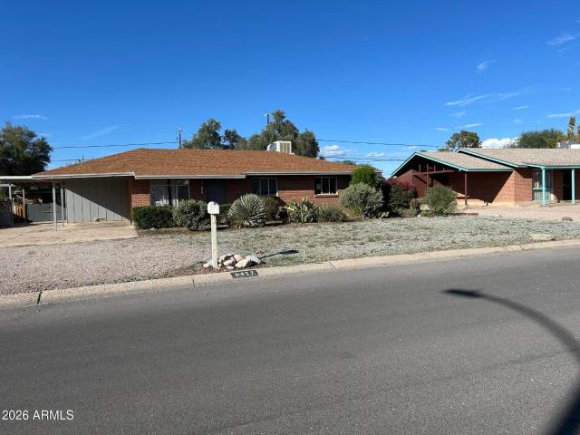 6417 E Calle Castor