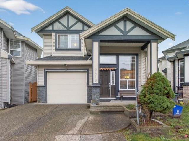 6418 A Street, Surrey, BC, V3W 1S6 house for sale | Listing ID R3151 | Royal LePage