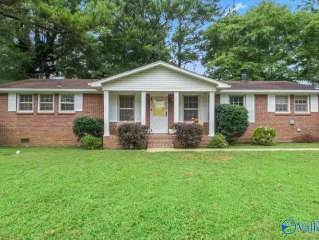 6418 ROBINHOOD LN NW, HUNTSVILLE, AL 35806