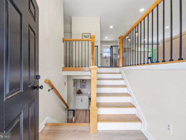 6410 Candlewicke Court