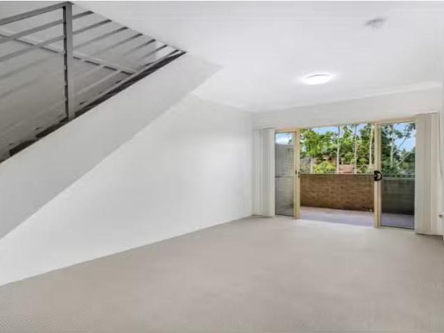 64/115 117 Constitution Road, Dulwich Hill Apartment for rent.
