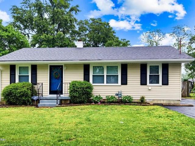 6413 Bethany Ln, Louisville, KY 40272