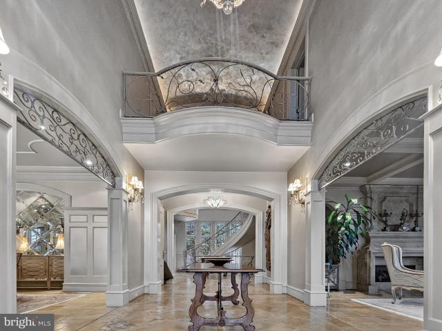 6413 Garnett Dr, Chevy Chase, MD 20815 | MLS #MDMC2221