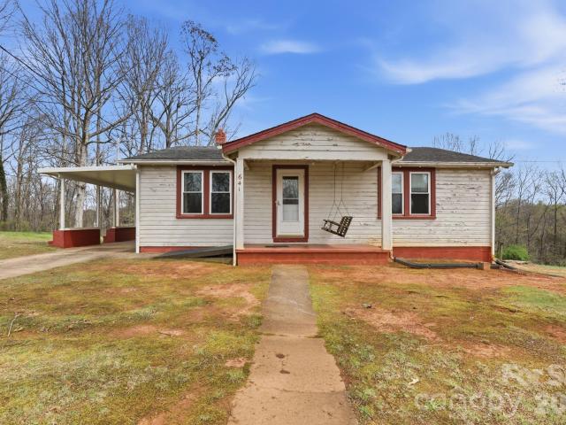 641 Central Drive