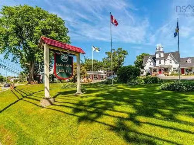 641 Main Street, Yarmouth, NS, B5A 1K2 commercial for sale.