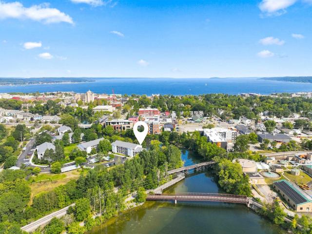 641 Riverine Drive