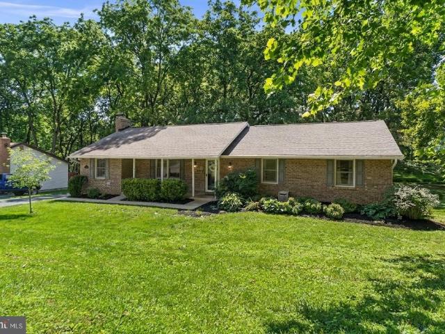6421 Locust Lane